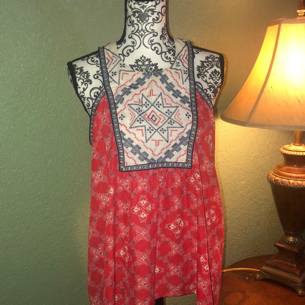 Adorable summertime Blouse by Jolt